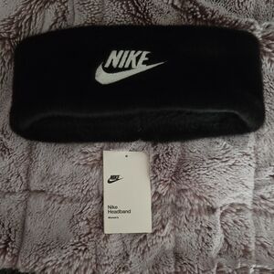 Nike Black Fleece Faux-Fur Headband